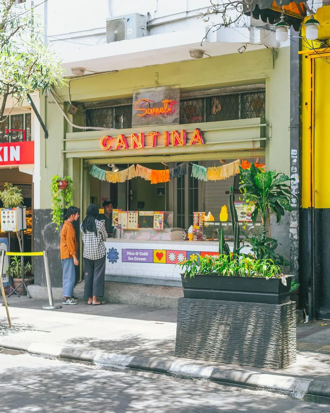 Sweet Cantina, jalan braga