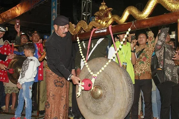 gong, alat musik jawa tengah