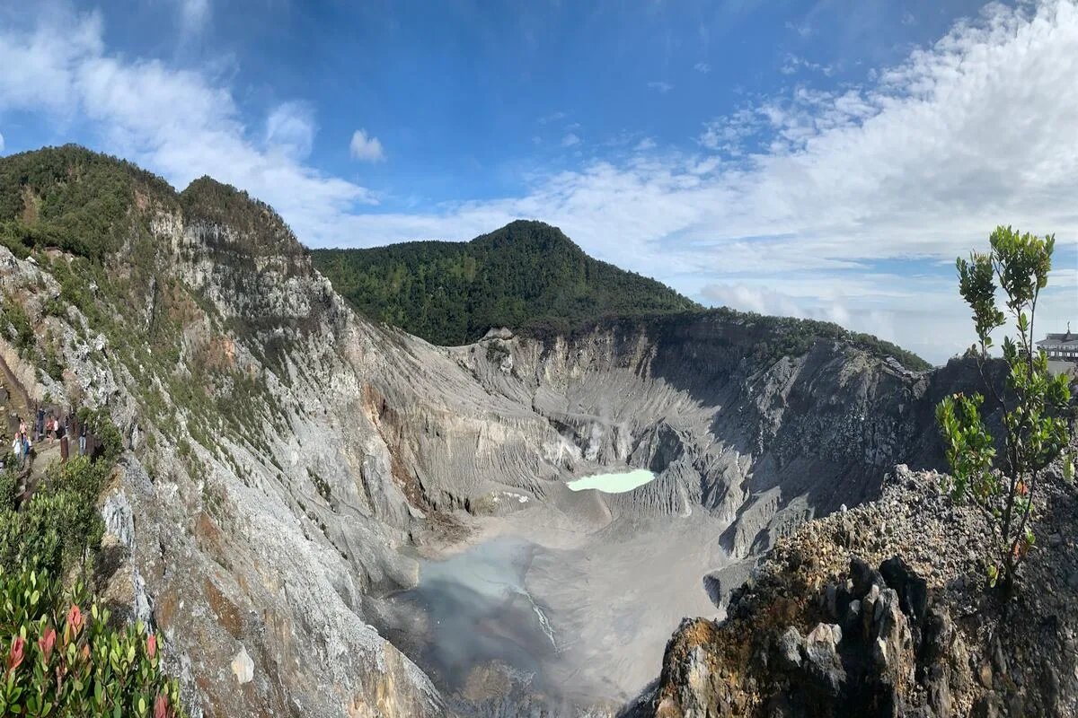 gunung tangkuban perahu 