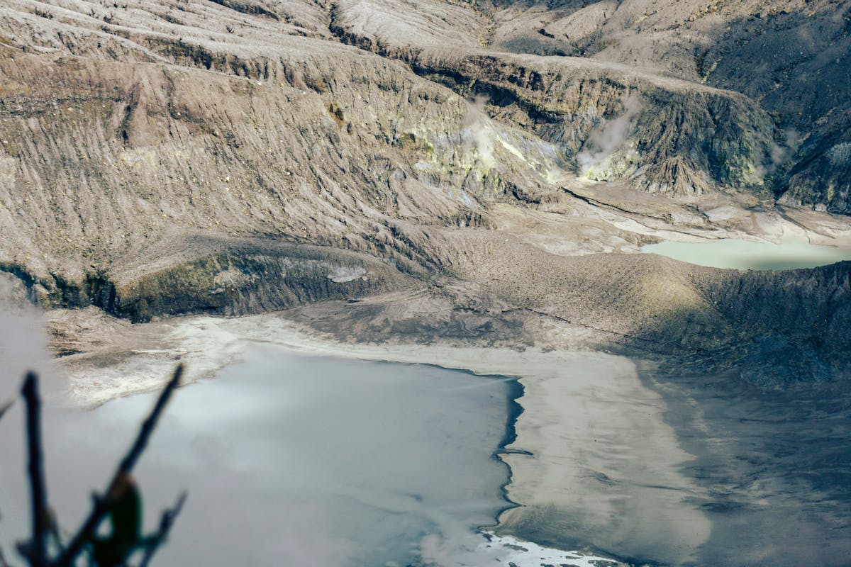 gunung tangkuban perahu