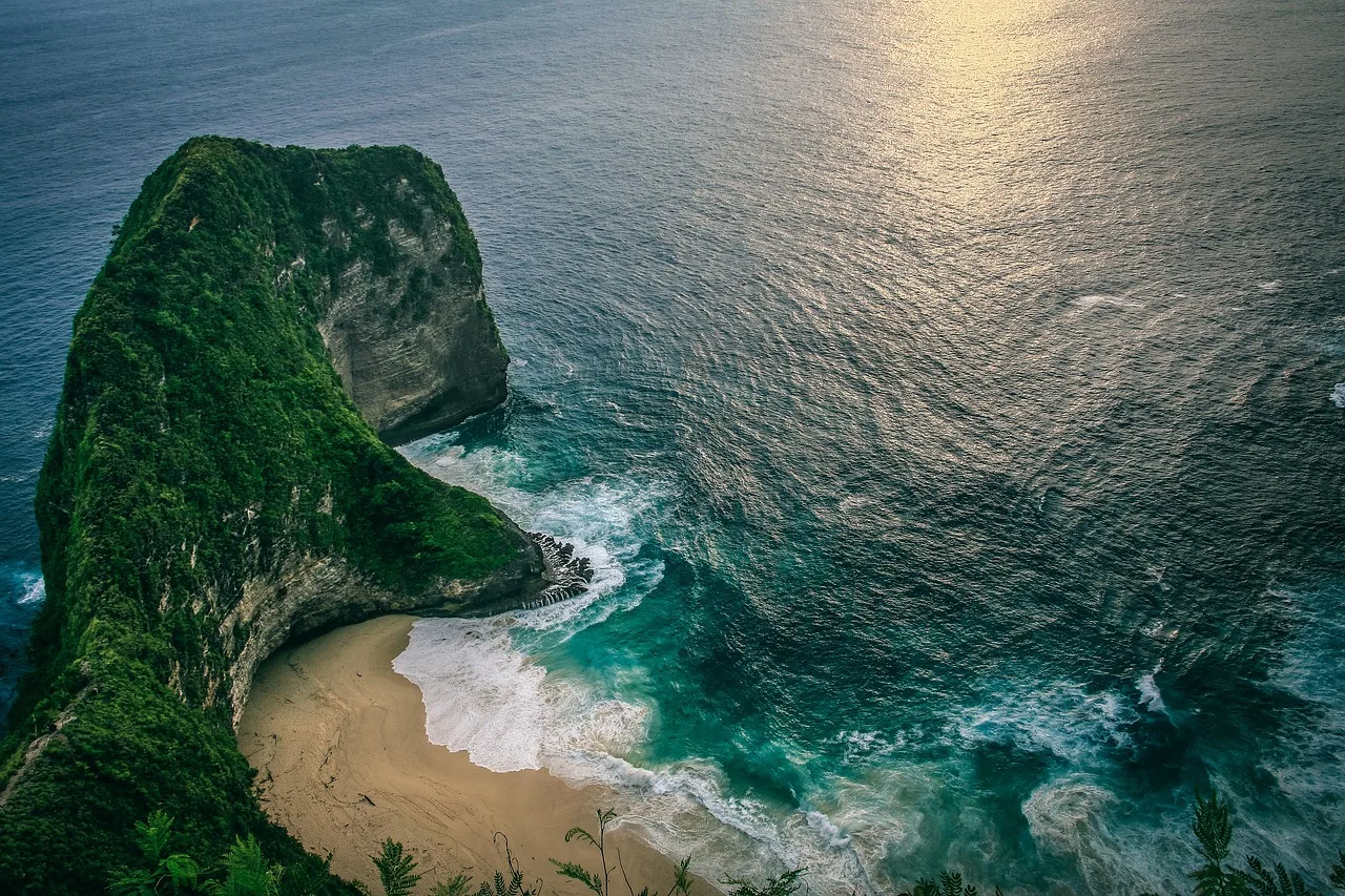 pantai tanah barak, pantai kelingking