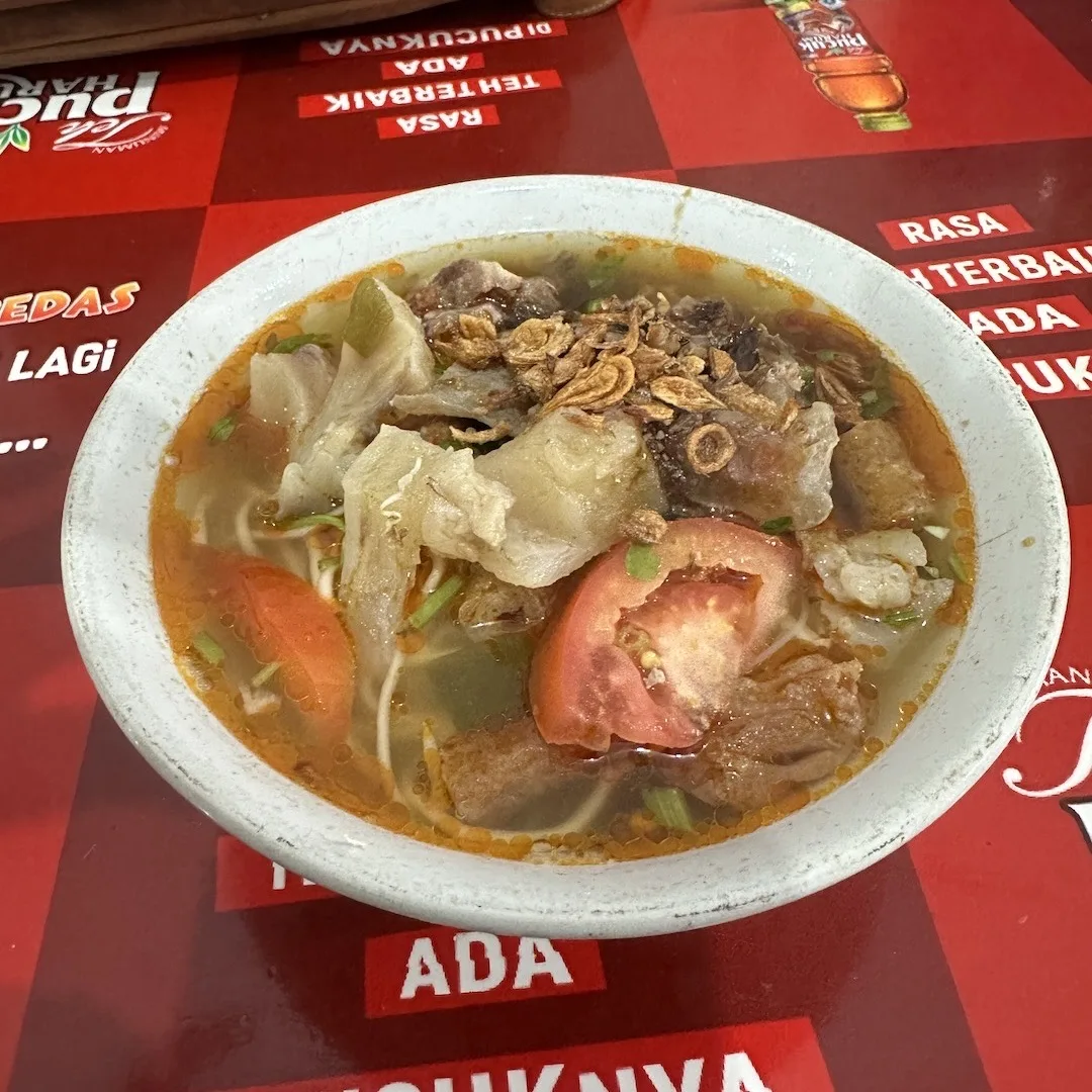 soto mie bogor pak kumis