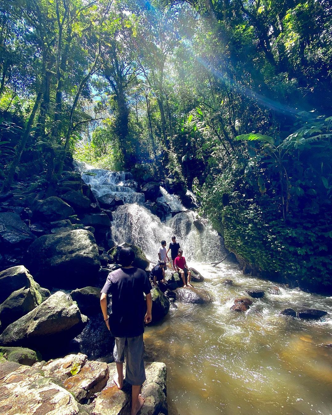 d valley waterfall, curug awi langit, 24 jam di ranca upas