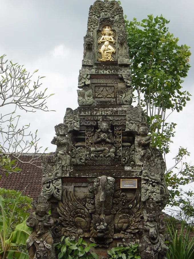 pura puseh bali