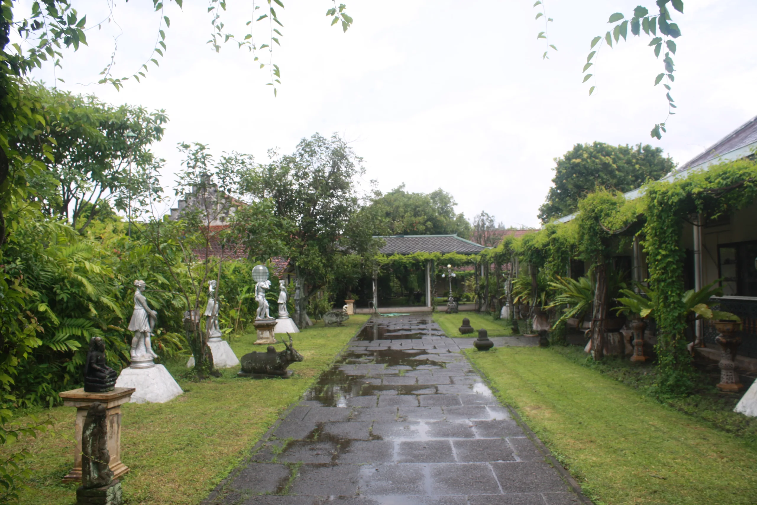 Taman_Pura_Mangkunegaran