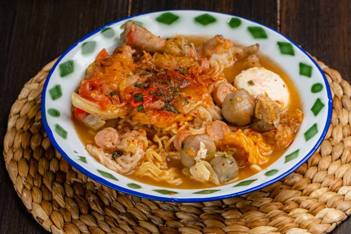 seblak, makanan tradisional jawa barat