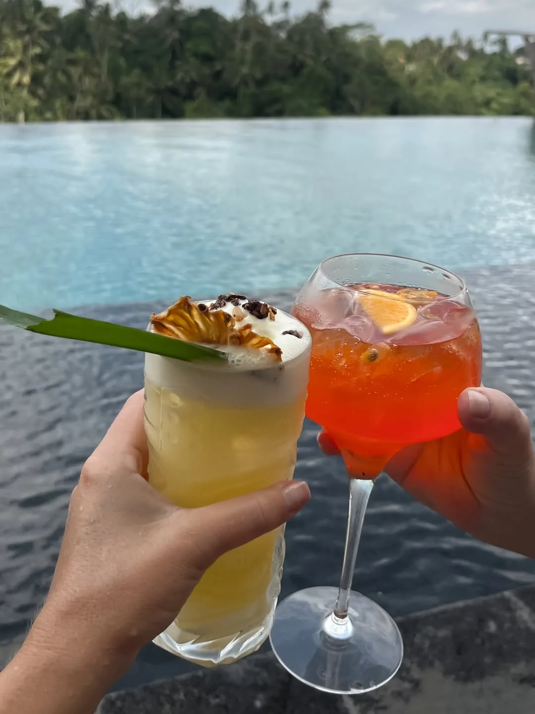 Sunkissed Pool Bar Ubud, kolam renang di ubud