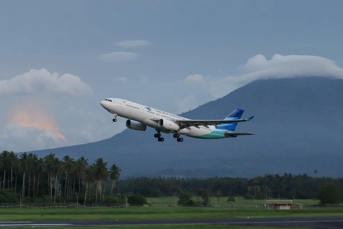 tiket pesawat ke manado -