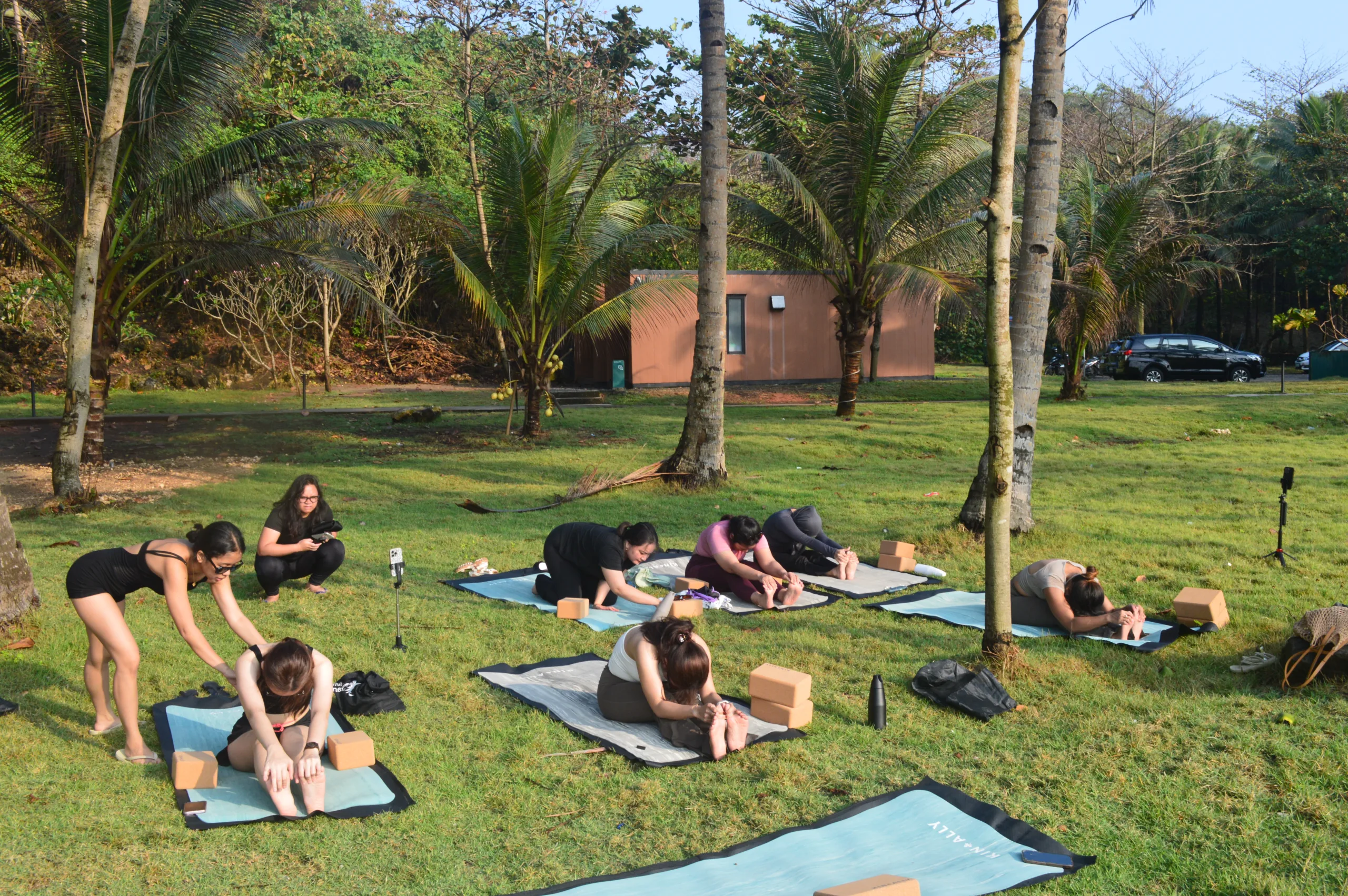 Beyond The Mat - Yoga di Madasari