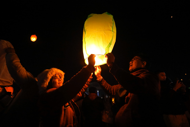 festival lampion dieng