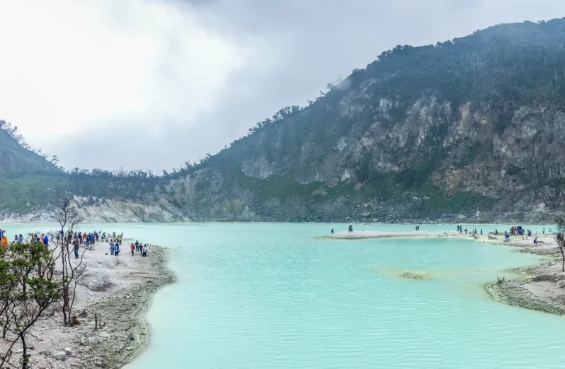 kawah putih ciwidey