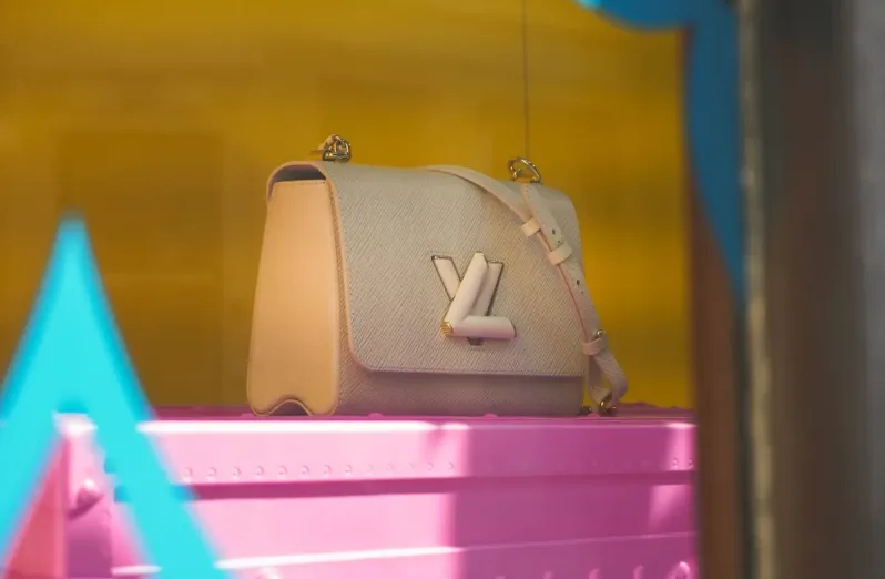 LV Brand Terkenal di Dunia