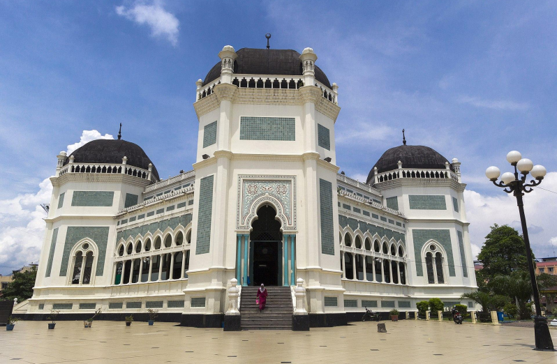 Masjid Raya Al-Mashun, Source Wikipedia