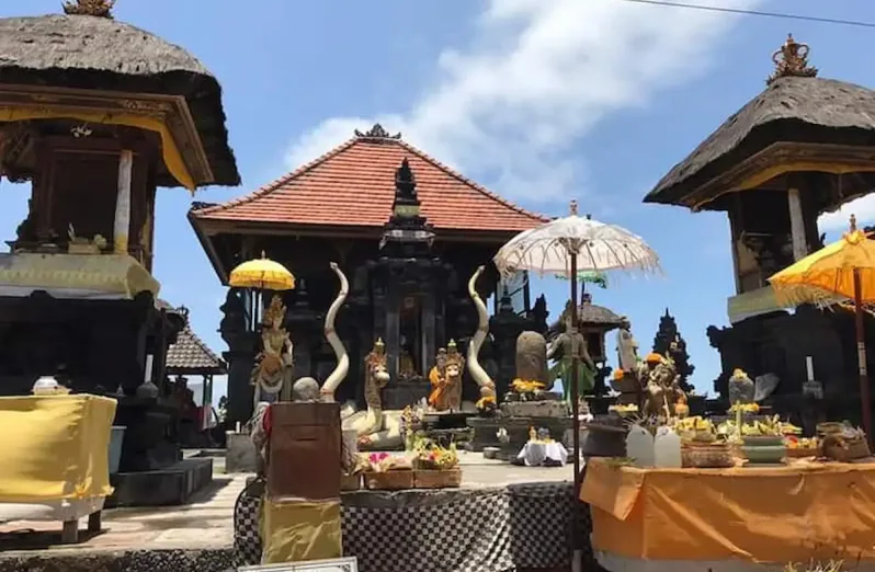 Tempat Melukat di Denpasar Bali - Pura Campuhan Windhu Segara