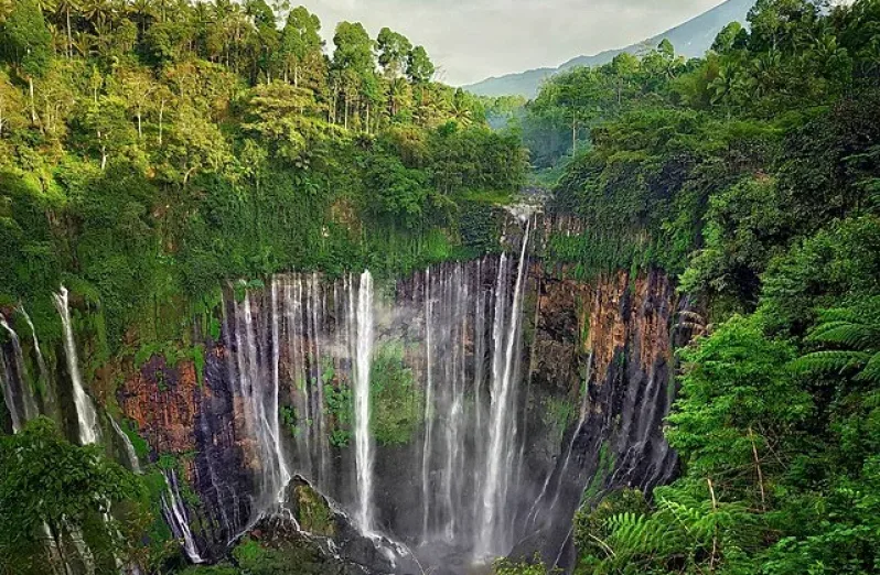 air terjun tumpak sewu