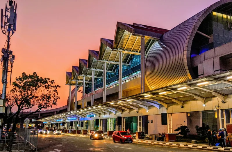 fakta tentang bandara soekarno hatta