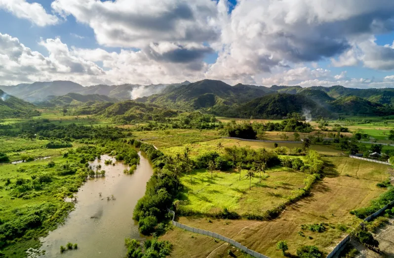 how to get around lombok