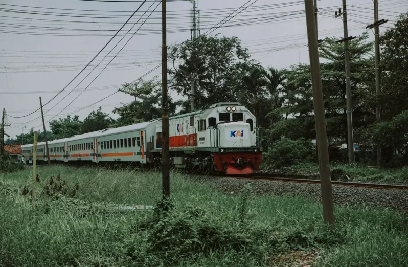 kereta api, liburan ke bandung naik kereta