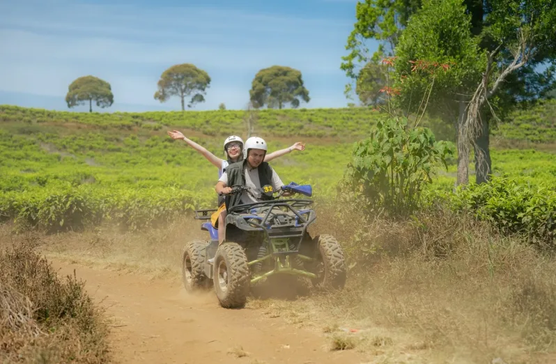 naik ATV di Bobocabin Pengalengan