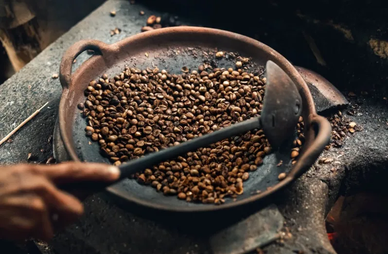 negara penghasil kopi terbesar di dunia - indonesia - biji kopi