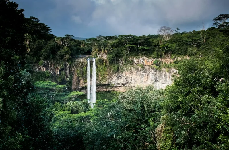 rekomendasi air terjun di jawa barat