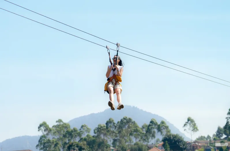 outbound bobobox, flying fox