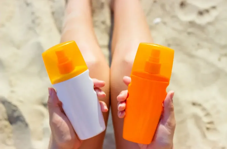perbedaan sunscreen dan sunblock