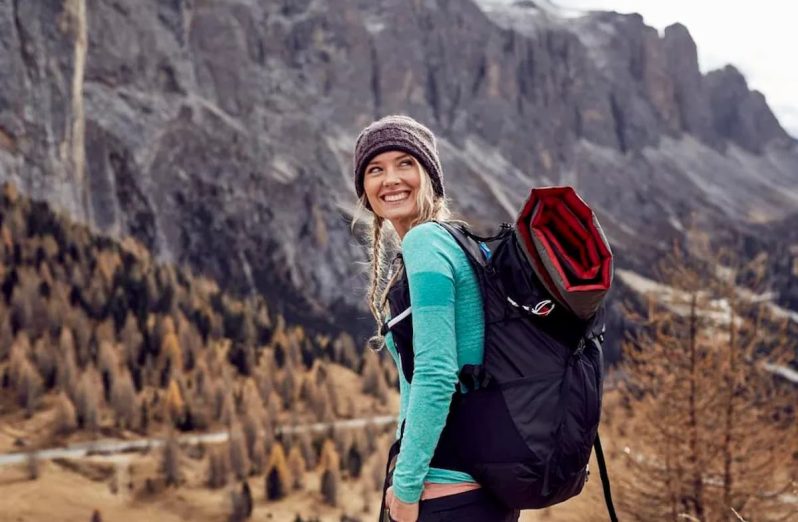 perlengkapan mendaki gunung untuk wanita