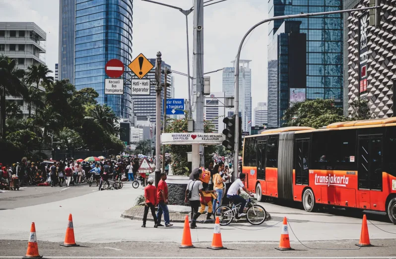 rekomendasi lagu jakarta 24 jam keliling thamrin jakarta