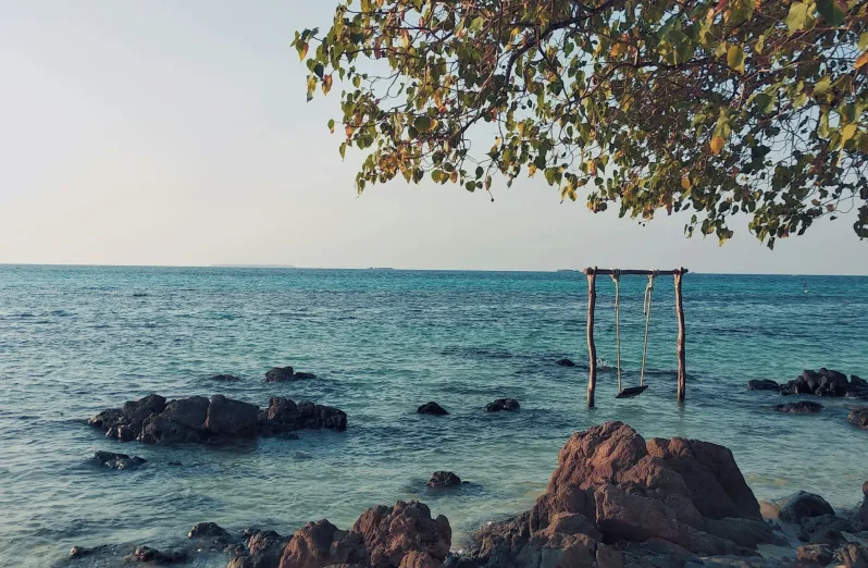 serunya liburan ke lokasi karimun jawa bersama keluarga