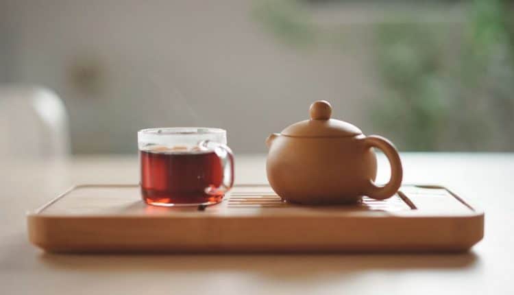 tips tidak lemas saat puasa 2021 minum teh
