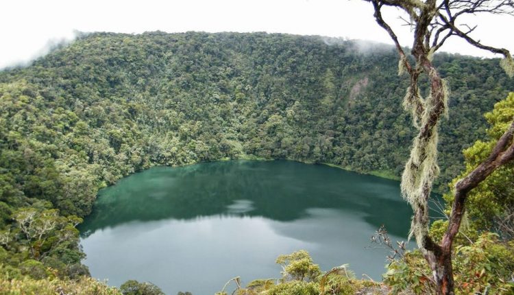 Danau Kumbang Danau paling angker di Indonesia