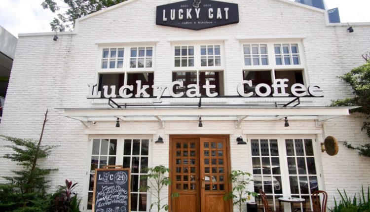 Lucky Cat Coffee and Kitchen tempat hits Jaksel 2021