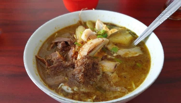 Soto Ayam Lombok kuliner legendaris Malang
