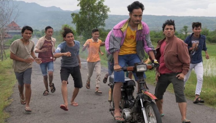 Seperti Dendam, Rindu Harus Dibayar Tuntas rekomendasi film Indonesia terbaik 2021