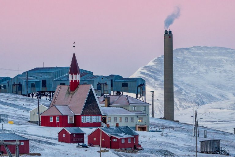 kota terunik di dunia longyearbyen