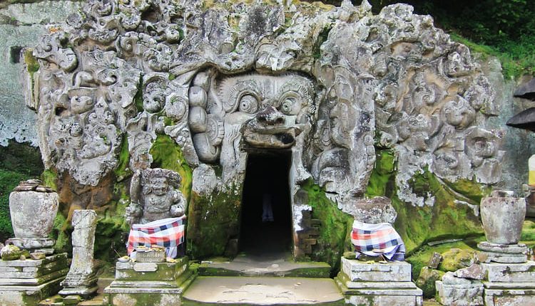 gua gajah