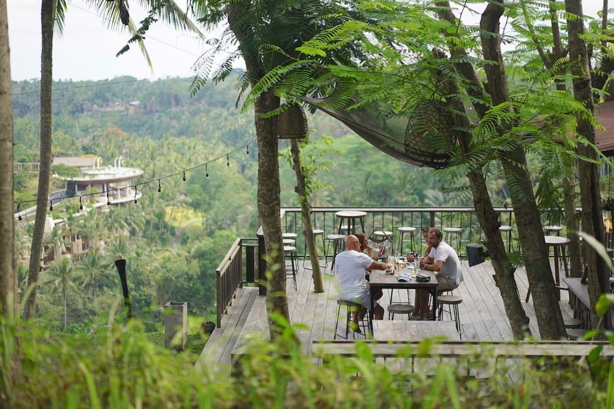 Tempat Makan Di Bali Dengan View Bagus, Wajib Kamu Coba