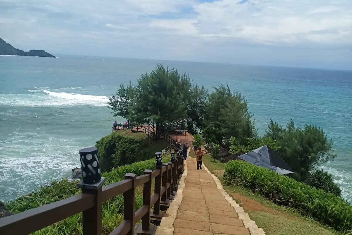 10 Wisata Malam Kebumen yang Wajib Kamu Kunjungi!