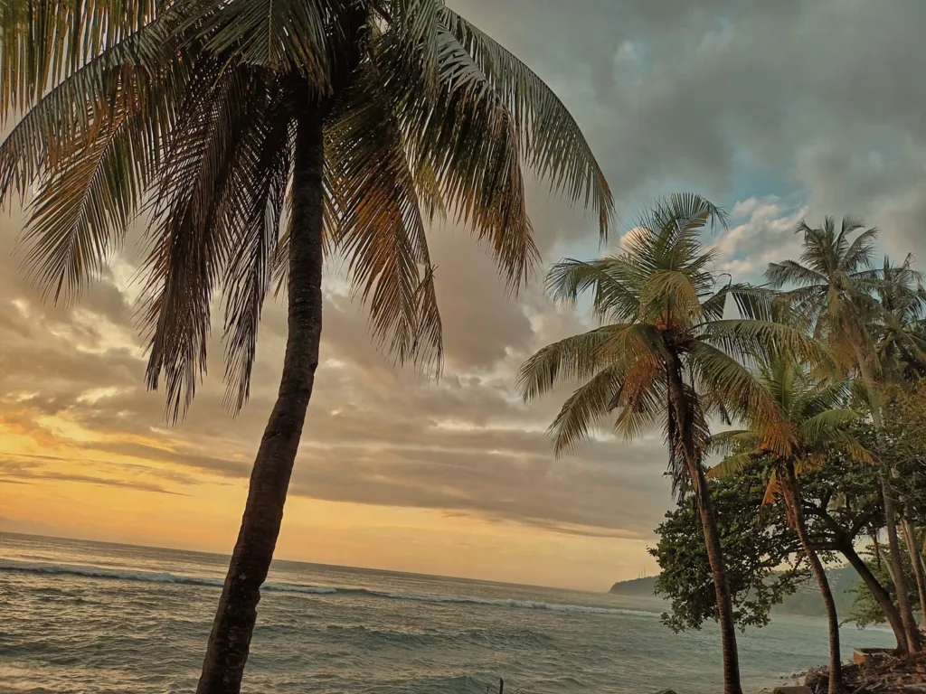 Discovering the Tropical Paradise of Senggigi Beach Lombok