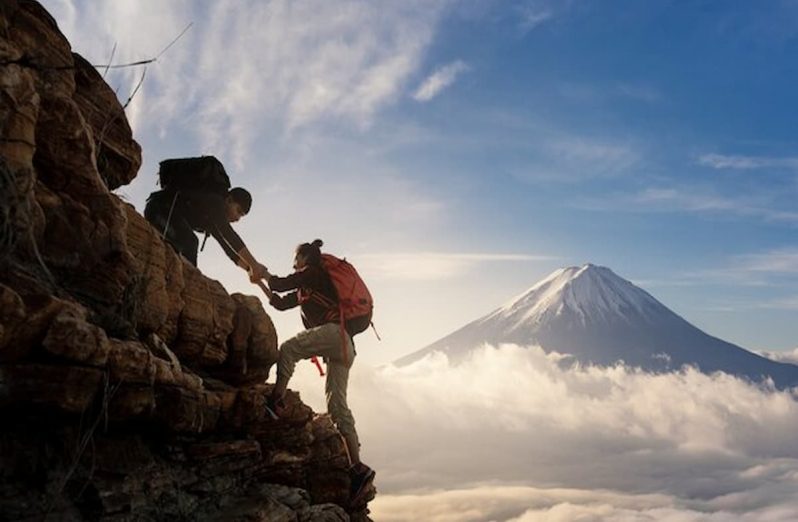 8 Tips Mendaki Gunung Bagi Pemula Yuk Cari Tahu